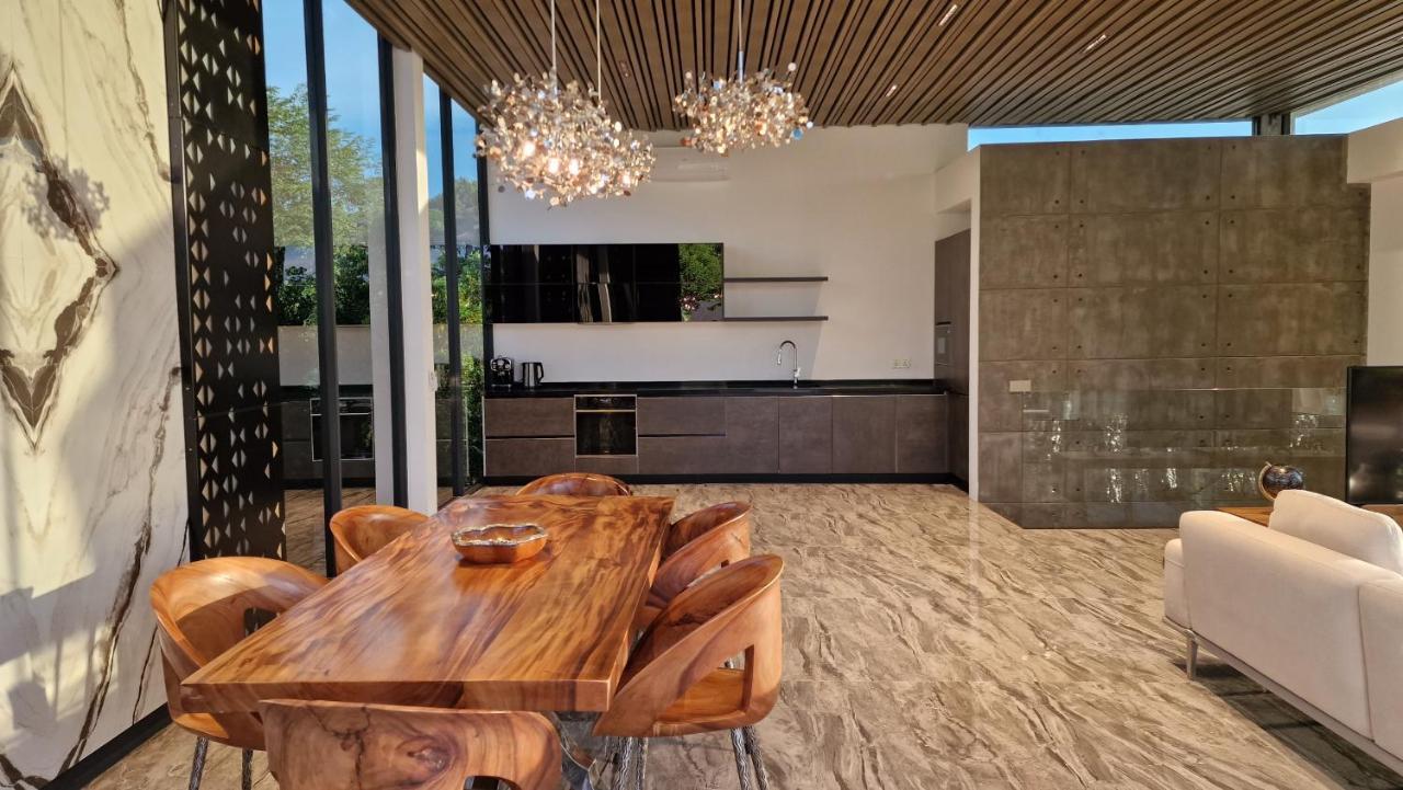 Villa Obsidian, With Staff, Sea View And Walk To Choeng Mon Beach Eksteriør bilde