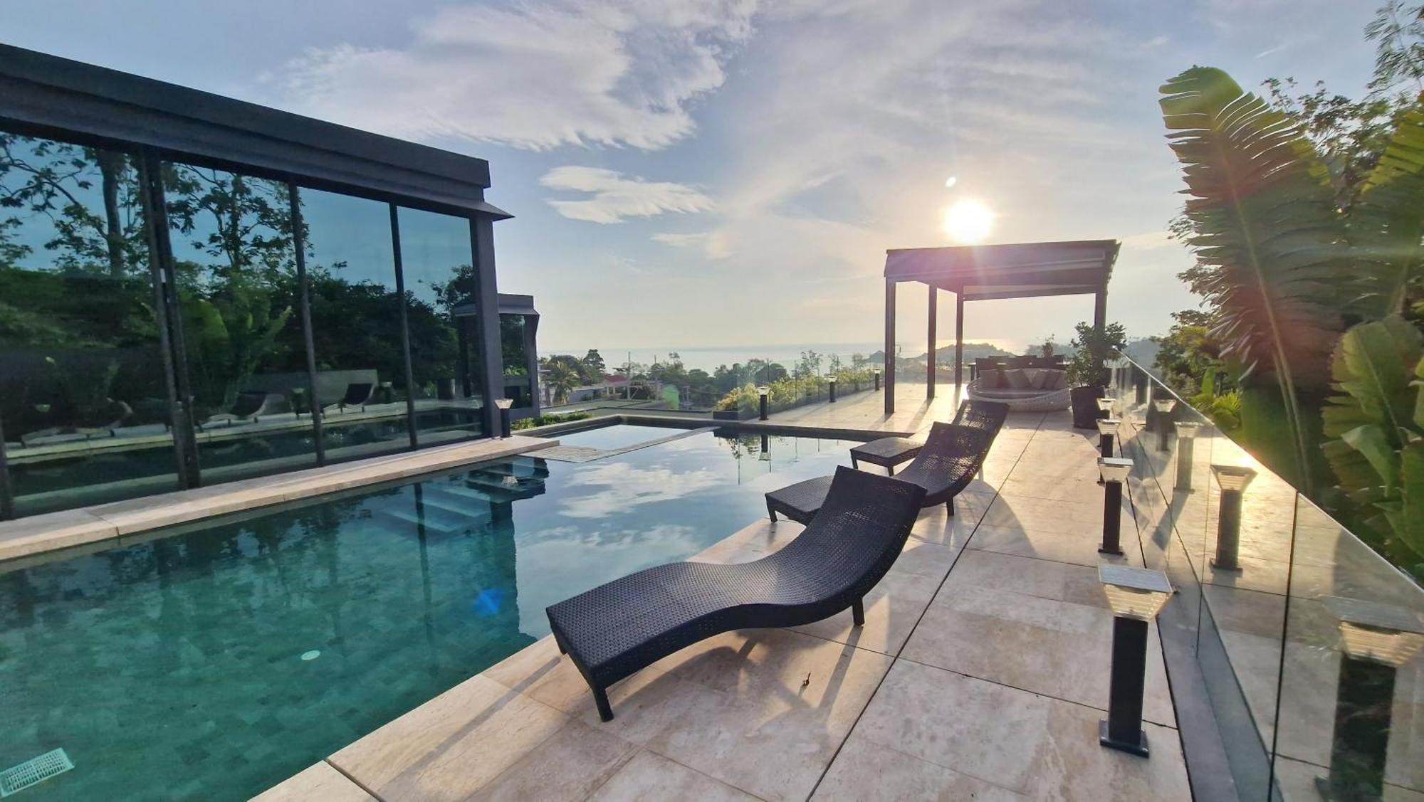Villa Obsidian, With Staff, Sea View And Walk To Choeng Mon Beach Eksteriør bilde